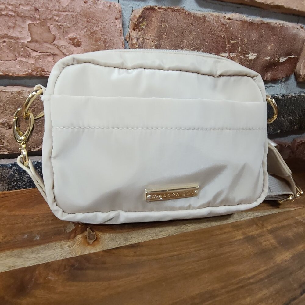 Madden Girl Crossbody Brand New, Creamy Beige color, Gold metal accents.